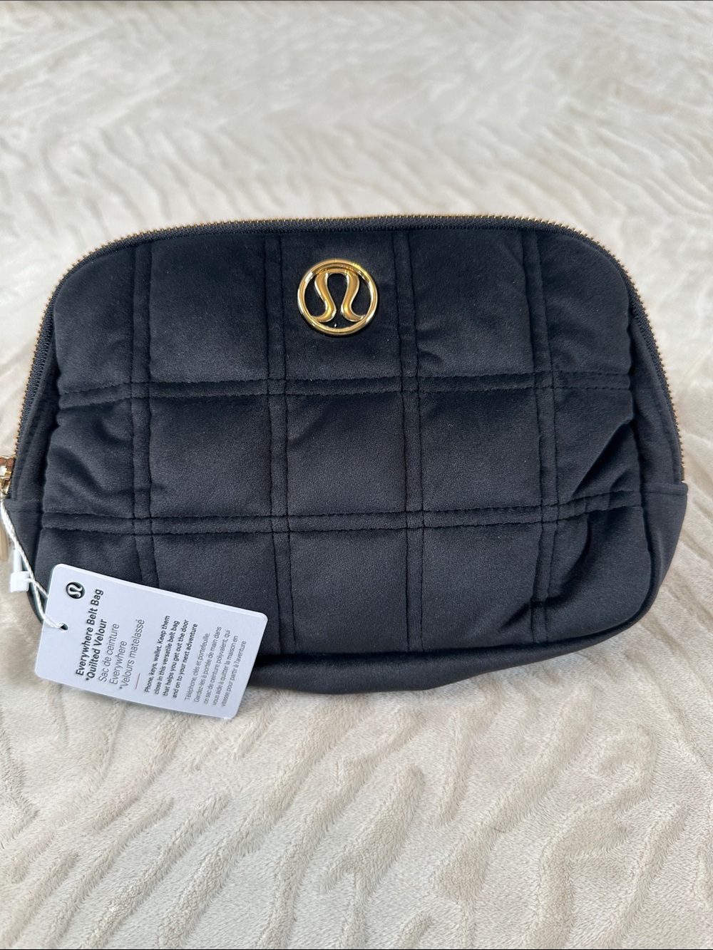 NWT! Lululemon Everywhere Belt Bag Quilted Velour 1litre in Black